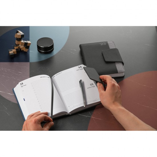 Agenda A5 2025 Personalizada